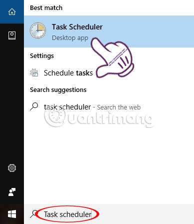 So schalten Sie den Hintergrund unter Windows 10 automatisch dunkel