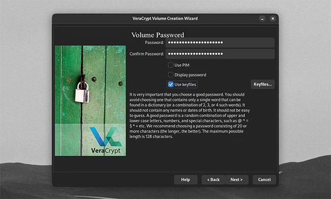 VeraCrypt の高度な機能を使用して重要なファイルを保護する方法