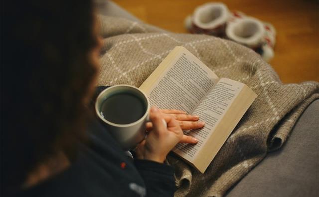 Raccolta degli sfondi di libri più belli per computer