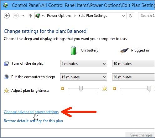 Windows 10에서 화면 밝기를 자동으로 조정하는 기능을 끄십시오.