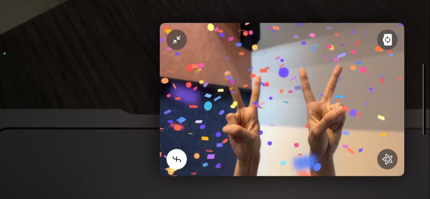 Come utilizzare i gesti delle mani per attivare la reazione durante una videochiamata FaceTime