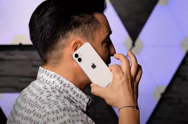 Demnächst erscheint ein Hands-on-Video zum iPhone 12 mini: Klein und schön, gerade genug zum Gebrauch