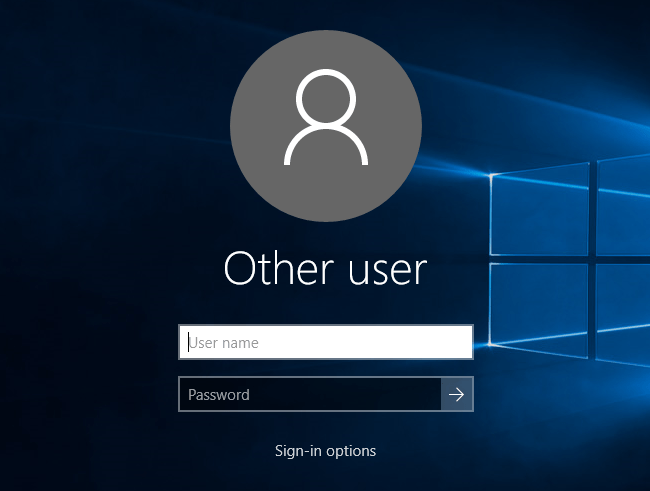 Come nascondere le informazioni personali nella schermata di accesso di Windows 10?