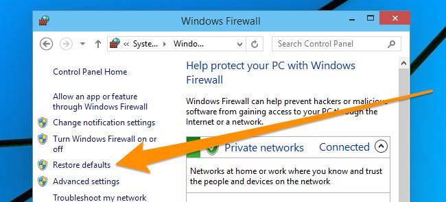 Istruzioni per ripristinare le regole di Windows Firewall allo stato predefinito originale