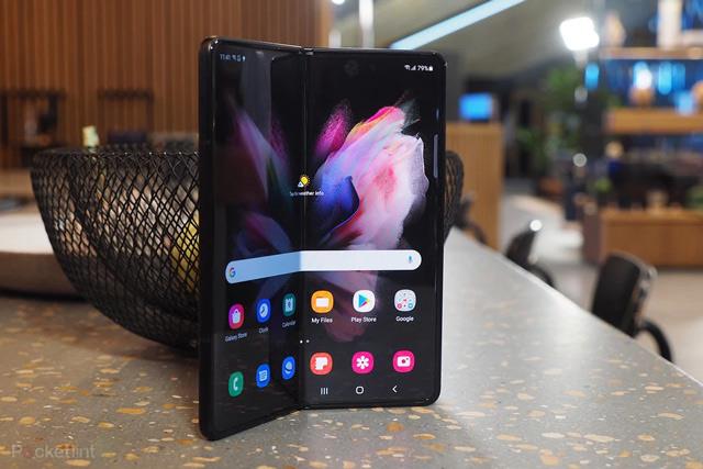 Samsung Galaxy Z Fold 4：構成、価格、最初に流出した画像