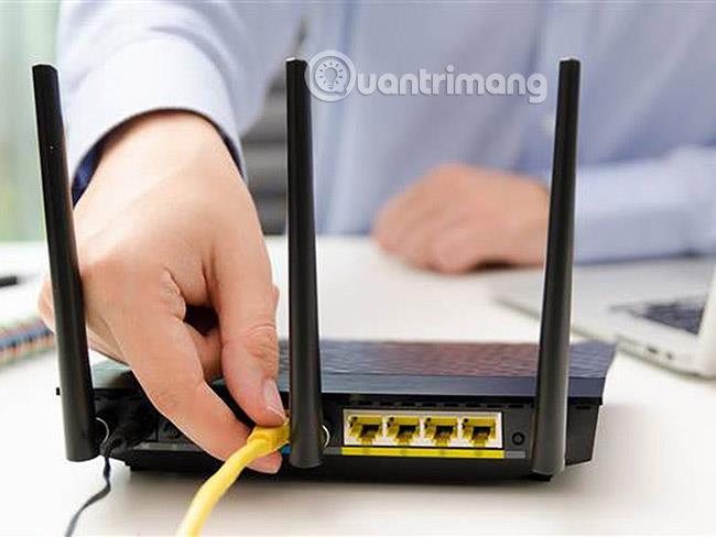 Accedi al router di casa con diritti di amministratore