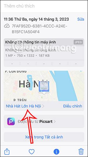 如何在 iPhone 上的照片中新增位置