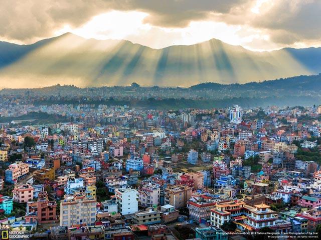 Laden Sie jetzt eine einzigartige Reihe von Hintergrundbildern über Lebensszenen herunter, die vom Fernsehsender National Geographic bereitgestellt werden