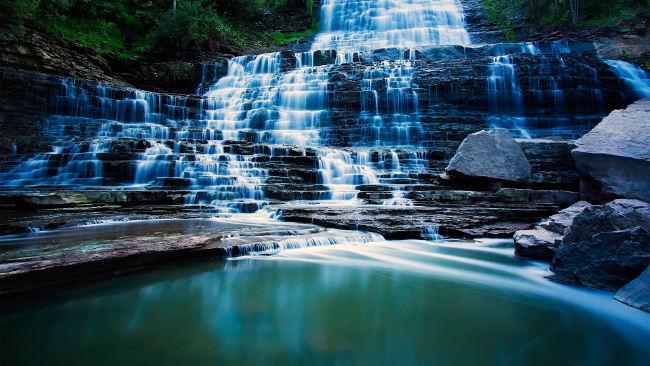 Set di bellissimi sfondi naturali di qualità 4K per computer