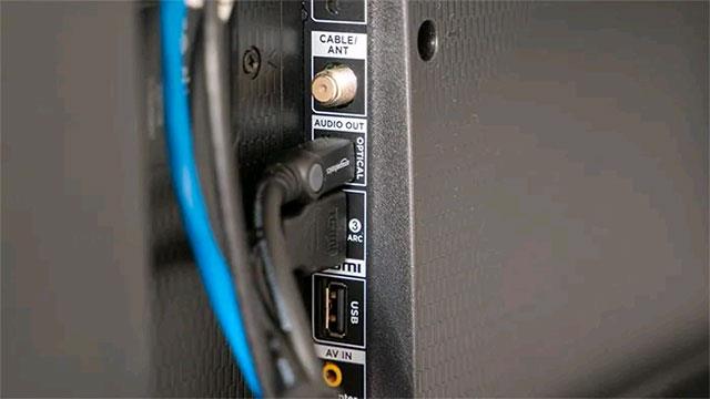 Come utilizzare la porta di uscita ottica (S/PDIF) sul PC