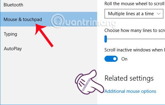 Istruzioni per modificare la direzione di scorrimento del touchpad di Windows 10