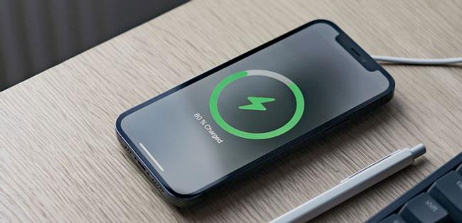 Liste des iPhones prenant en charge la charge rapide