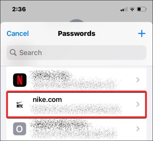 Как отправить пароль учетной записи в сообщениях iPhone
