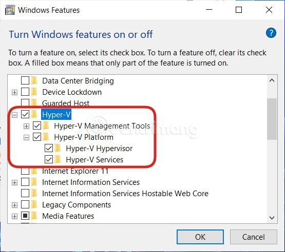 Windows 10 で Hyper-V をオフにし、Hyper-V を無効にする方法