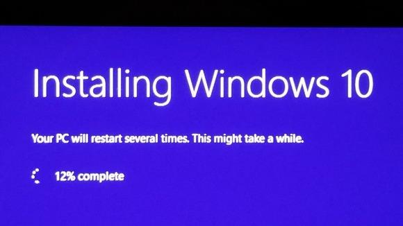 如何修復安裝 Windows 10 April 2018 更新時出現 DefaultUser0 錯誤